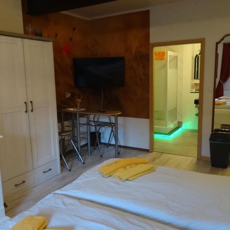 Pension & Gaestehaus Paffrath Grossbrembach Kültér fotó